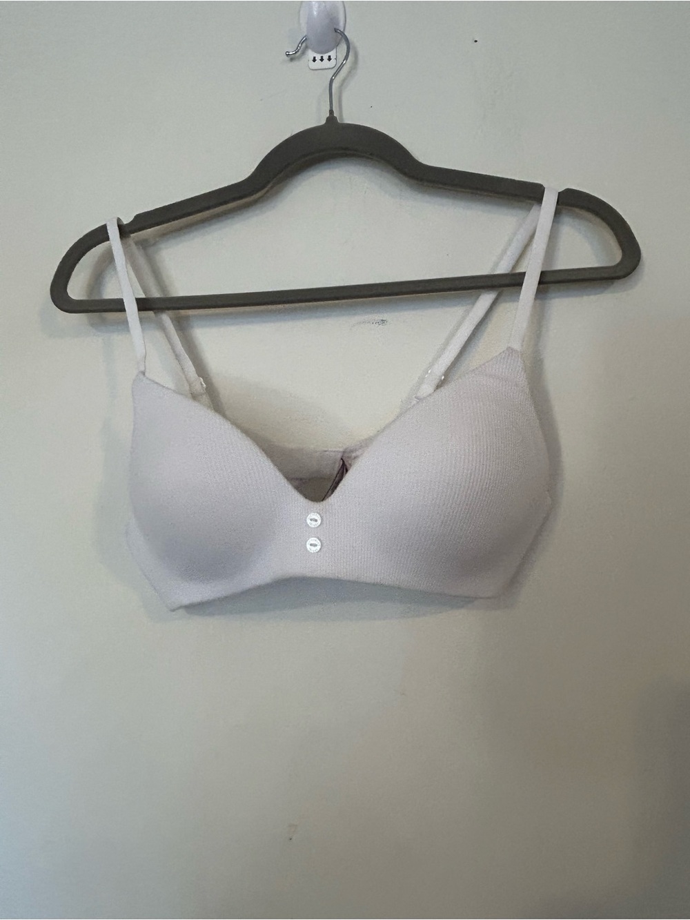 Victoria Secret 34B t-shirt 
lightly lined Wireless